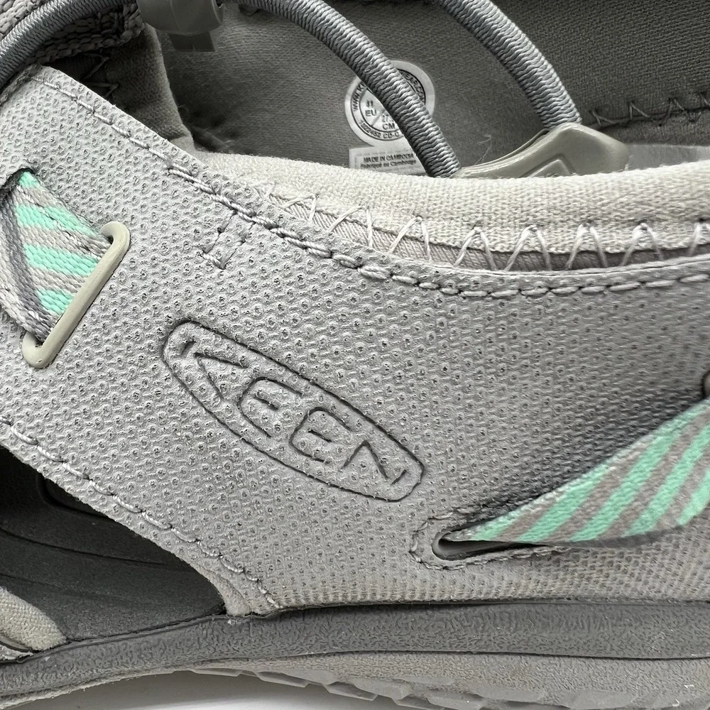 Keen SOLR Sandals Women's‎ Sz 10.5 Light Gray Ocean Wave Water Shoes